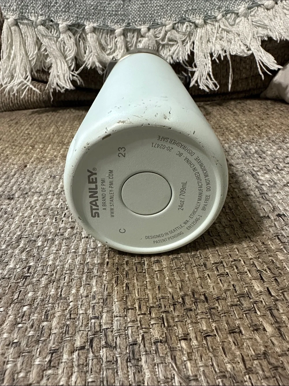 Stanley Pale Mint Green Travel Bottle with Gray Lid 24 oz - Picture 5 of 8